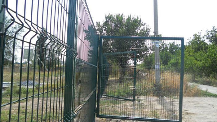 забор секционный из сетки 3d-perimetr.ru