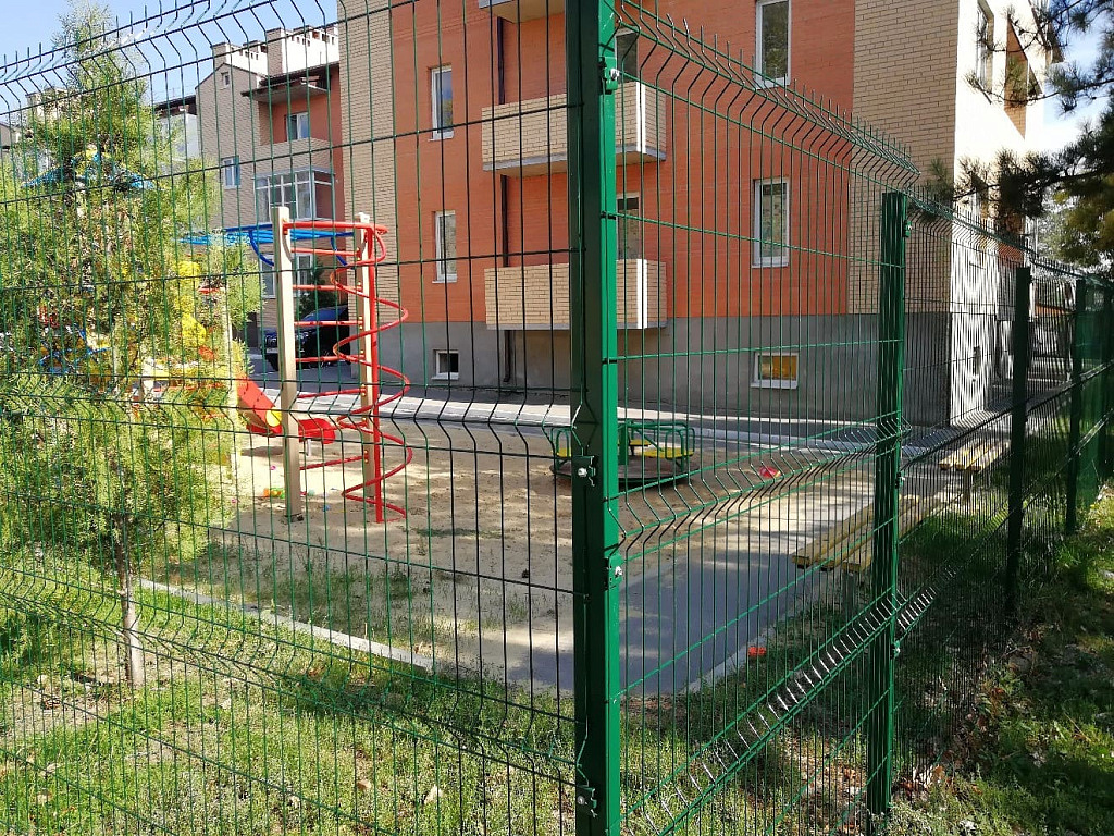Ограждение для дворов